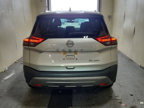 Used 2023 Nissan Rogue SL w/ SL Premium Package AWD/4WD image 4