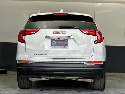 Used 2021 GMC Terrain SLT