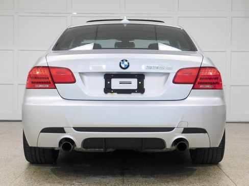 Used 2011 BMW 335is Coupe image 5