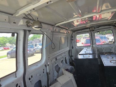 Used 2007 Ford E-250 and Econoline 250 RWD image 11