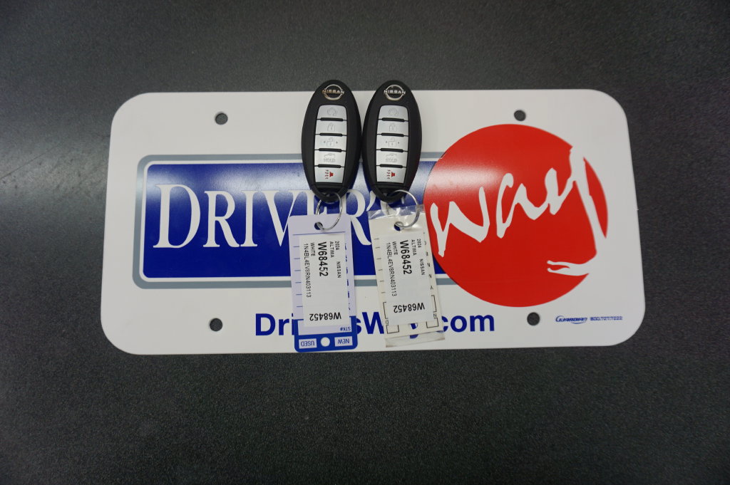Used 2024 Nissan Altima 2.5 SL FWD image 18