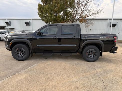 New 2026 Nissan Frontier PRO-4X image 2