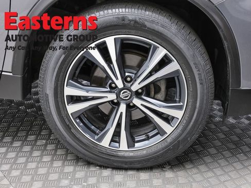 Used 2020 Nissan Rogue SV w/ Premium Package AWD/4WD image 34