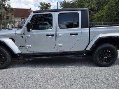 Used 2023 Jeep Gladiator Sport
