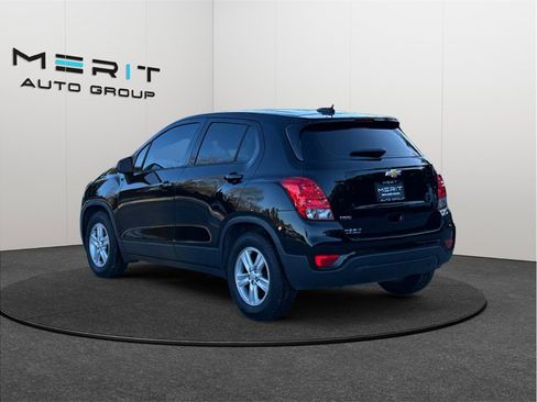 Used 2019 Chevrolet Trax LS image 7