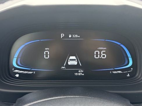 Certified 2024 Hyundai Venue SEL image 15