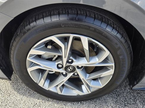 Certified 2023 Hyundai Sonata SEL w/ Convenience Package image 10