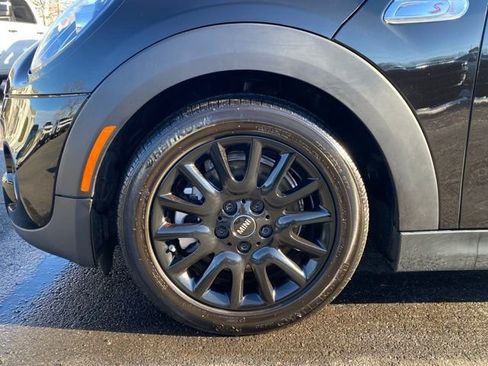 Used 2021 MINI Cooper S w/ Premium Package image 18