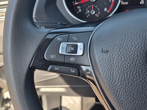Used 2020 Volkswagen Tiguan S FWD image 28