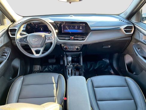 Used 2024 Chevrolet TrailBlazer ACTIV w/ Driver Confidence Package image 21
