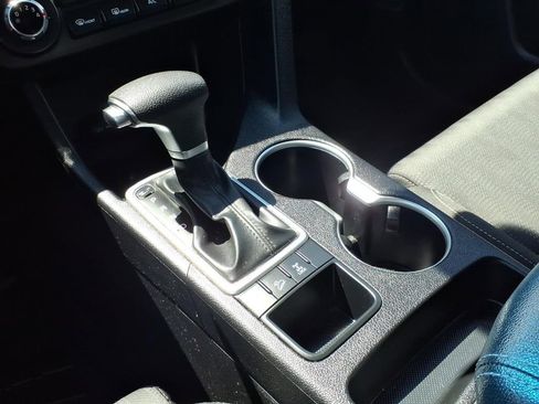 Used 2021 Kia Sportage LX image 18