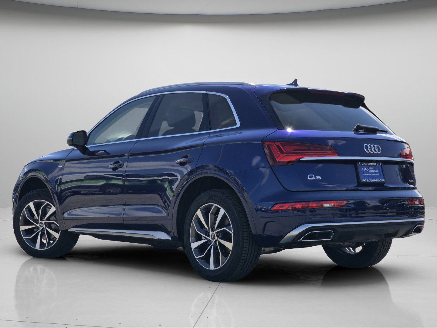 Used 2023 Audi Q5 2.0T Premium w/ Convenience Package AWD/4WD image 18