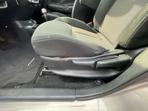 Used 2017 Nissan Versa SV image 18