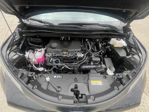 Used 2025 Toyota Sienna LE image 22