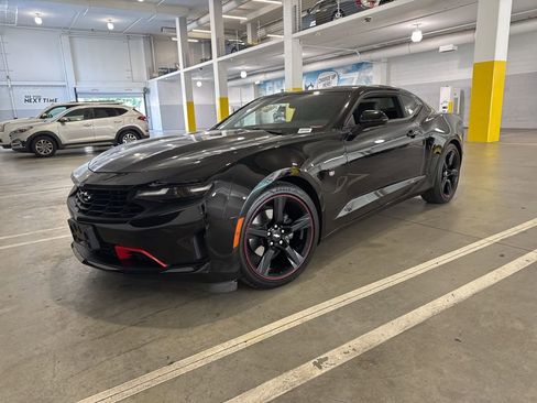 Used 2019 Chevrolet Camaro LT image 1