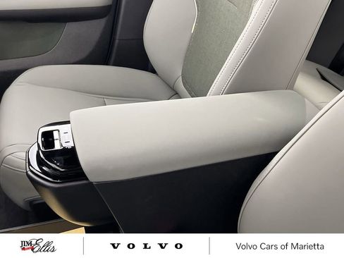New 2026 Volvo EX30 Cross Country Ultra w/ Protection Package Premier image 19