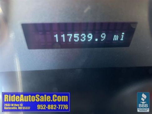 Used 2010 Ford Focus SES FWD image 17
