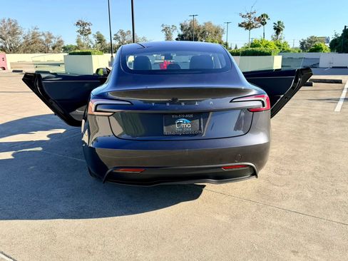 Used 2025 Tesla Model 3 Long Range RWD image 43