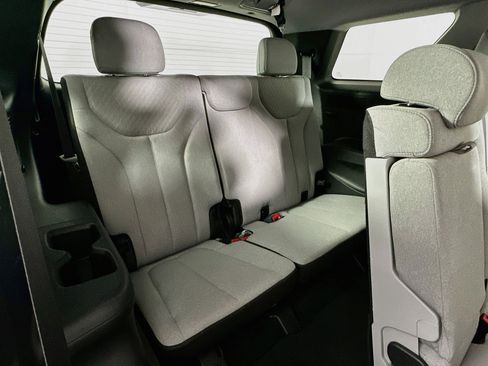 Used 2023 Hyundai Palisade SE FWD image 26