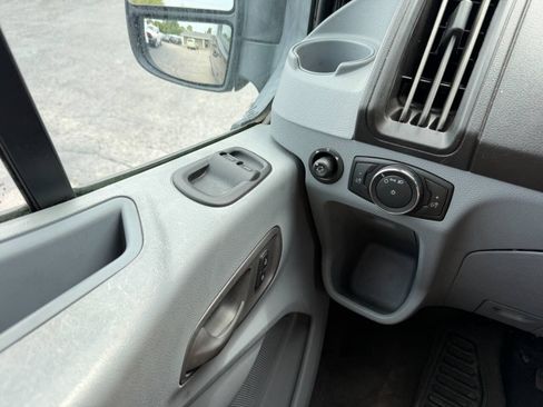Used 2018 Ford Transit 350 XL RWD image 15