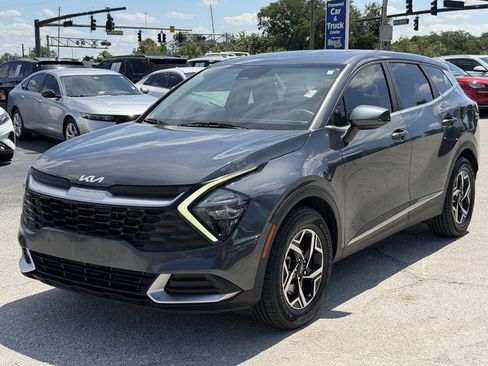 Certified 2023 Kia Sportage LX FWD image 10