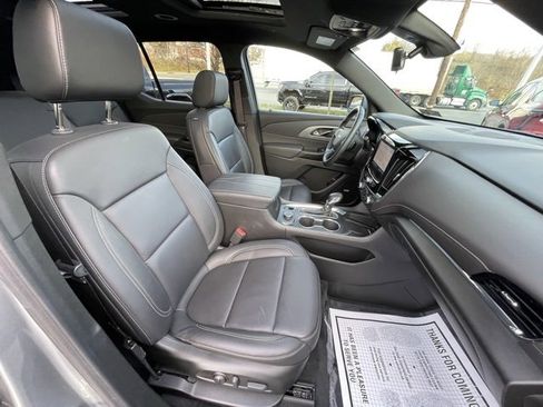 Certified 2023 Chevrolet Traverse LT w/ LT Premium Package image 42