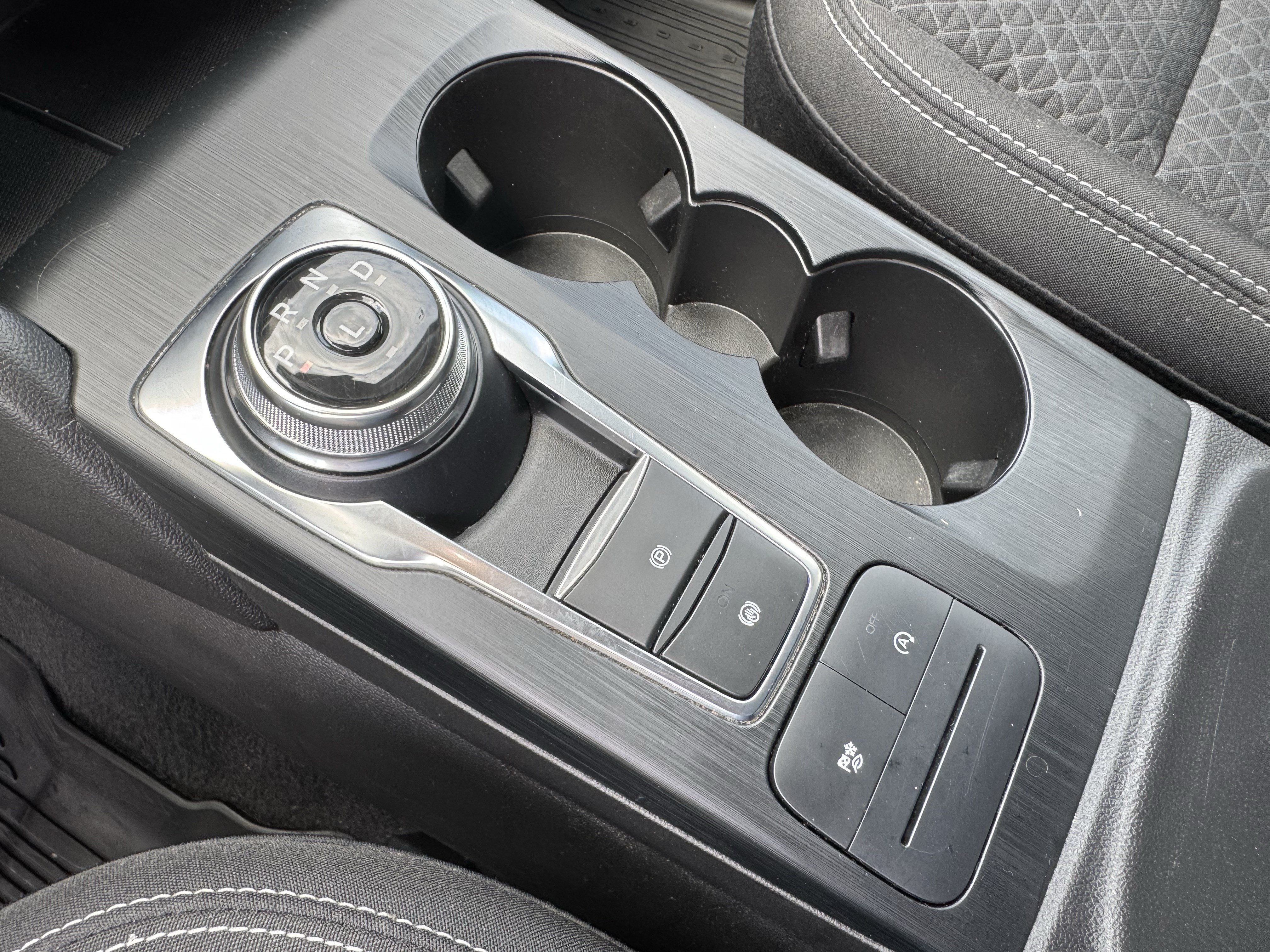 Used 2024 Ford Escape Active AWD/4WD image 30