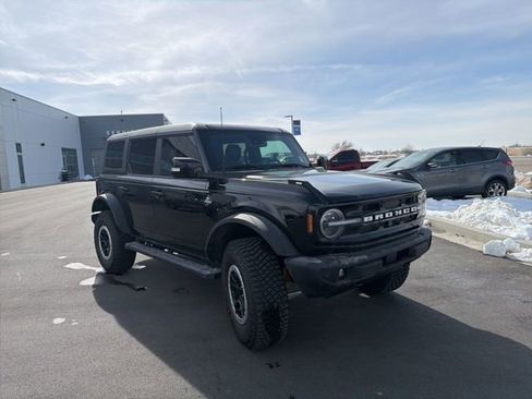 New 2024 Ford Bronco Outer Banks w/ Sasquatch Package AWD/4WD image 7