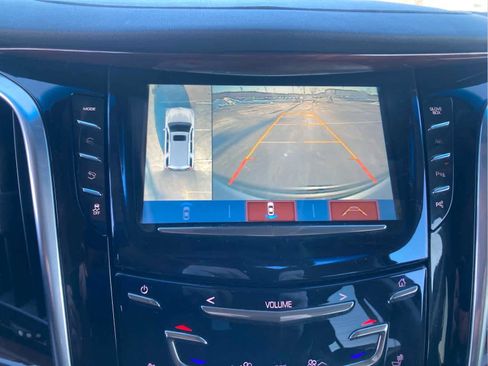 Used 2019 Cadillac Escalade Luxury w/ LPO, Radiant Package image 8