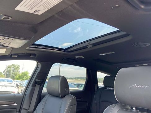 Used 2023 Buick Enclave Avenir w/ Avenir Technology Package FWD image 14