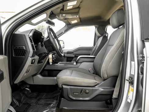 Used 2020 Ford F150 XLT w/ Equipment Group 302A Luxury RWD image 3