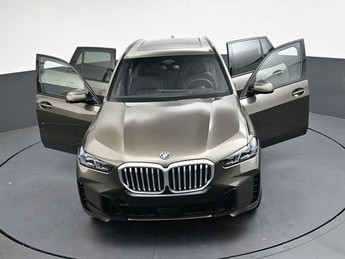 New 2026 BMW X5 xDrive50e w/ M Sport Package image 38
