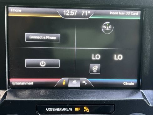 Used 2015 Ford F150 Lariat w/ Equipment Group 502A Luxury AWD/4WD image 32