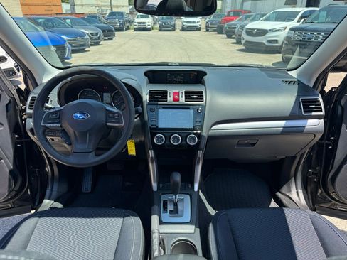 Used 2016 Subaru Forester 2.5i Premium w/ Popular Package #2 AWD/4WD image 23