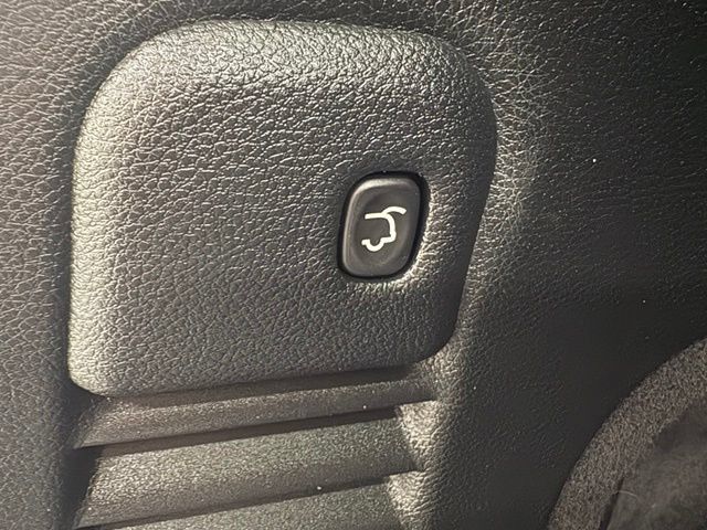 Used 2015 Jeep Grand Cherokee Limited AWD/4WD image 9