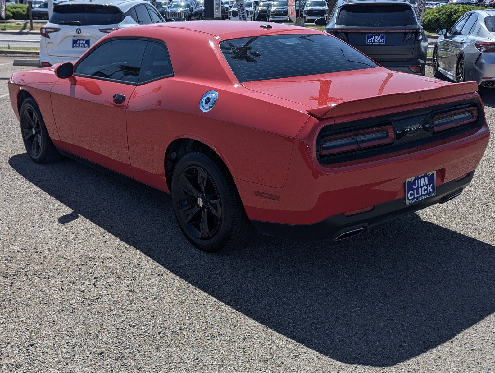 Certified 2022 Dodge Challenger SXT RWD image 4