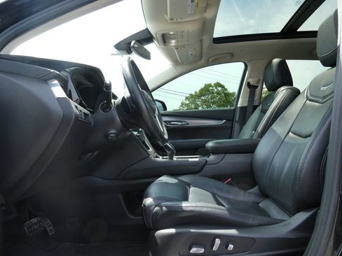Certified 2019 Cadillac XT5 Luxury FWD image 22