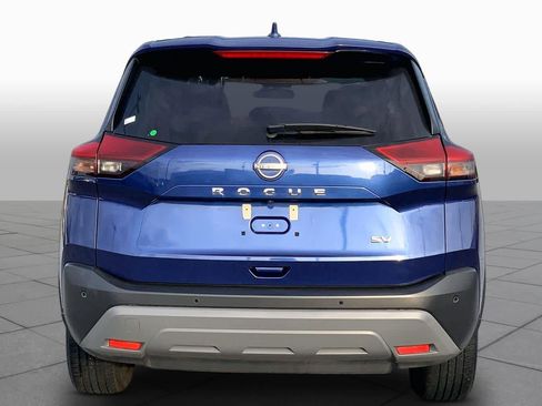 Used 2023 Nissan Rogue SV FWD image 5