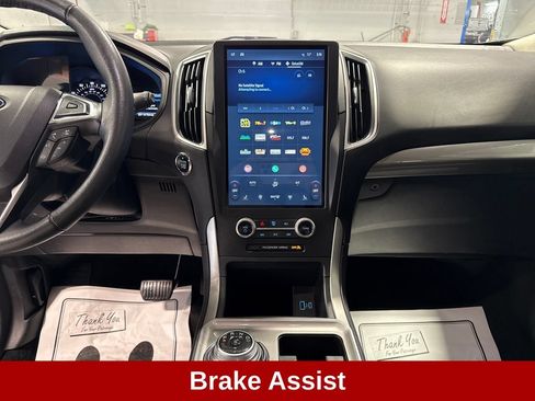Used 2024 Ford Edge SEL AWD/4WD image 10