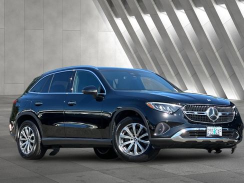 Certified 2026 Mercedes-Benz GLC 300 4MATIC image 2