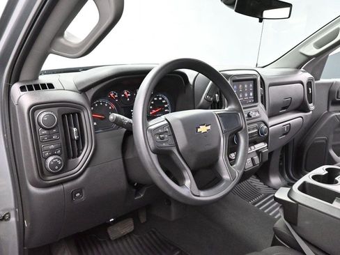 Used 2025 Chevrolet Silverado 1500 Custom w/ Turbomax Blackout Package AWD/4WD image 15