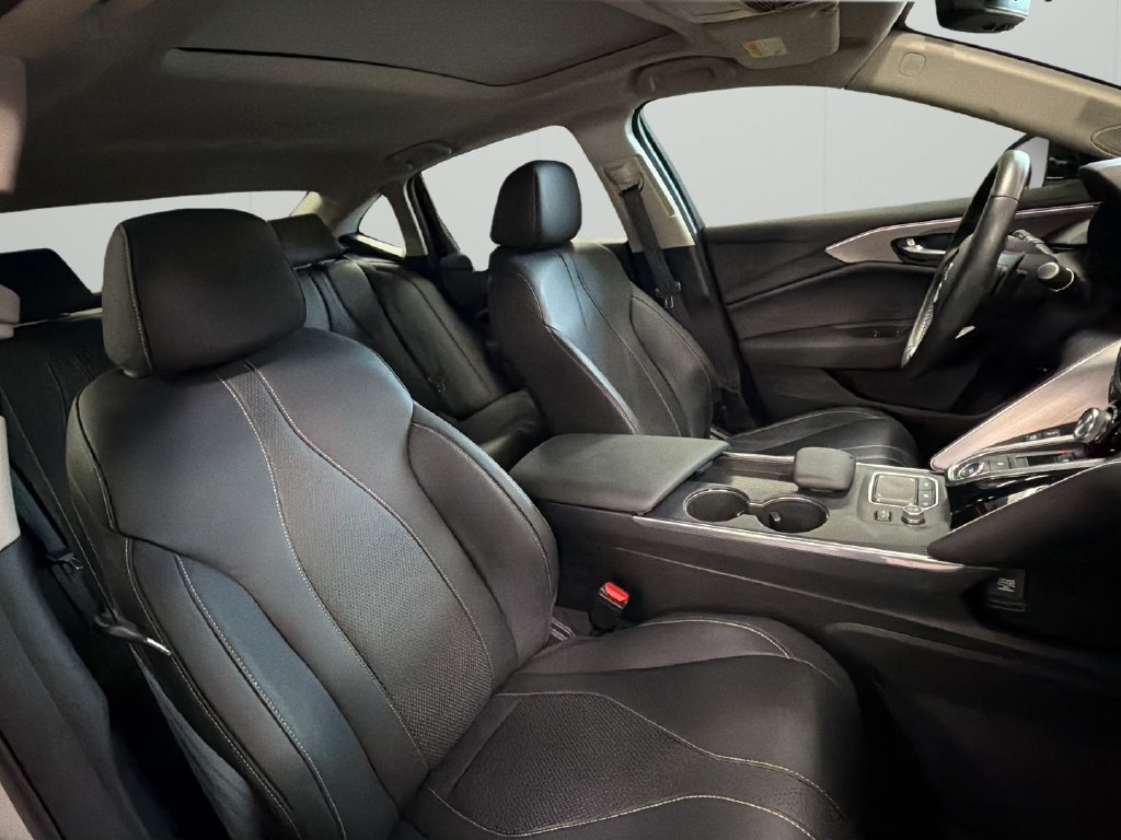 Used 2022 Acura TLX w/ Technology Package FWD image 29