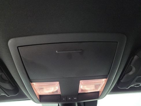Used 2021 Dodge Challenger R/T Scat Pack RWD image 22