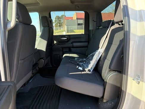 New 2026 Chevrolet Silverado 2500 Custom w/ Custom Value Package image 12