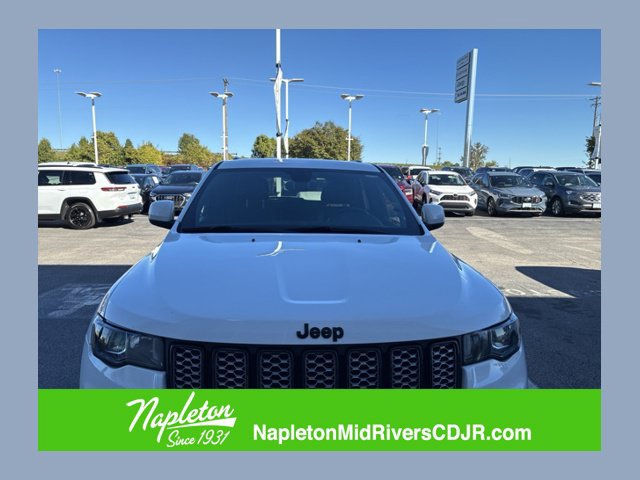 Used 2020 Jeep Grand Cherokee Altitude AWD/4WD image 1