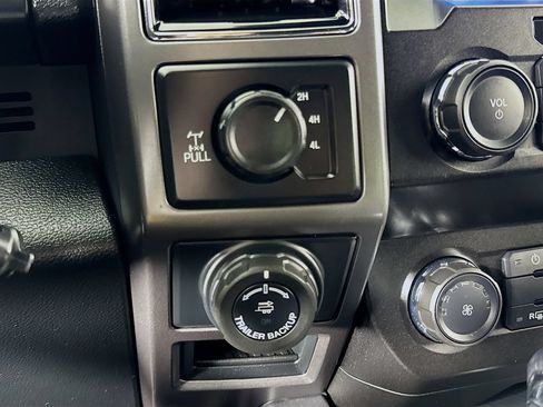 Used 2020 Ford F150 XLT w/ Equipment Group 301A Mid AWD/4WD image 17