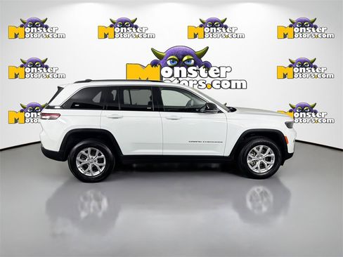 Used 2023 Jeep Grand Cherokee Limited image 4