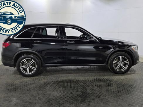 Used 2021 Mercedes-Benz GLC 300 4MATIC w/ Premium Package image 8