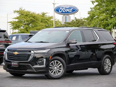 Used 2023 Chevrolet Traverse LT