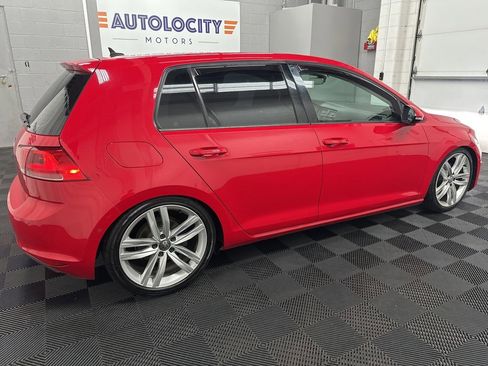 Used 2017 Volkswagen Golf SEL image 11